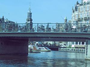 3 Amsterdam Grachtenfahrt.JPG