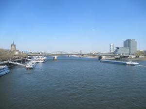 Rheinpanorama Aussichtsterrasse Schokoladenmuseum Köln.jpg
