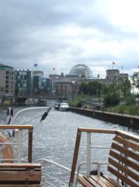 4 Berlin vom Wasser.JPG