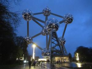Atomium Brüssel 2.JPG