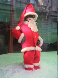 Garderobe Manneken Pis Brüssel 6.JPG