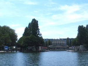 Canal SaintMartin Paris 1 2026.JPG