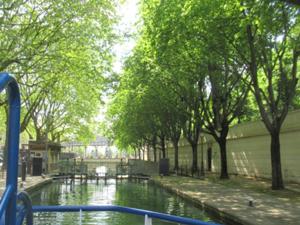 Canal SaintMartin Paris 2 2026.JPG