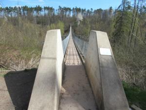 Hängeseilbrücke Hohe Schrecke April 2026.JPG
