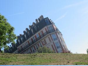 Versunkenes Haus Montmartre 2026.JPG