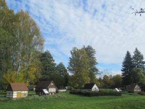 UmgebindehausPark Cunewalde 2 Herbst 2026.JPG
